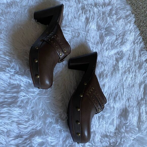 Ana Brown Leather Heeled Mule Clog Studded Shoes Size 7.5 M - Picture 6 of 11